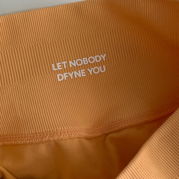 DFYNE Women's Apricot Leggings - Picture 4 of 4